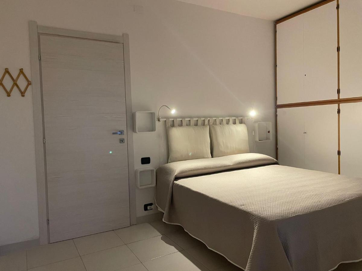 La Casa Di Mia Hotel Cagliari Exterior foto